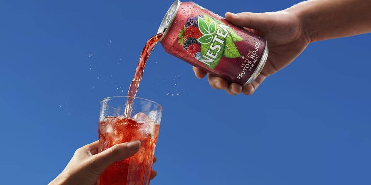 Nestea servido en vaso con hielo